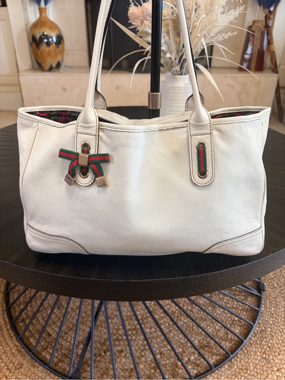 Authentic Gucci Princy White Leather Tote Bag w/ Gucci dust bag & COA!